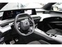 Peugeot e-5008 GT Avantage 73 kWh 7p | SOH 97,75% | Panorama/schuifdak | Luxe stoelen | Massage | All season | NL auto |