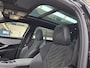 Peugeot e-5008 GT Avantage 73 kWh 7p | SOH 97,75% | Panorama/schuifdak | Luxe stoelen | Massage | All season | NL auto |