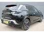 Peugeot e-5008 GT Avantage 73 kWh 7p | SOH 97,75% | Panorama/schuifdak | Luxe stoelen | Massage | All season | NL auto |
