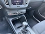 Volvo XC40 1.5 T2 Essential VAN: 32.900,- VOOR: 30.877,- UW WKVOORDEEL: 2.023,-| WINTERPAKKET STOEL + STUURVERWARMING| CARPLAY| ACHTERUITRIJCAMERA