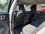 Volvo XC40 1.5 T2 Essential VAN: 32.900,- VOOR: 30.877,- UW WKVOORDEEL: 2.023,-| WINTERPAKKET STOEL + STUURVERWARMING| CARPLAY| ACHTERUITRIJCAMERA