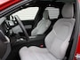 Volvo XC60 2.0 T8 Plug-in hybrid AWD Ultra Dark Automaat / Luchtvering Bowers & Wilkins / Trekhaak / Panoramadak / 21"velgen / Gelaagde zijruiten / Privacy Glass