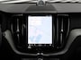 Volvo XC60 2.0 T8 Plug-in hybrid AWD Ultra Dark Automaat / Luchtvering Bowers & Wilkins / Trekhaak / Panoramadak / 21"velgen / Gelaagde zijruiten / Privacy Glass