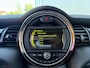 MINI Cooper Cabrio 1.5i 136PK Chili Serious Business Cabrio/ Parkeersensoren/ Navigatie