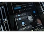 Volvo EC40 Single Motor Extended Range Ultra Europa Black Editon | Google | Long Range | Adaptieve Cruise Control | Panoramadak | Harman Kardon Audio | Warmtepomp | 360 Camera | Getint Glas | Zitverlenging | Stuur-/Stoelverwarming Voor + Achter | DAB | LED Koplampen | Sfeerverlichting | Dodehoekdetectie | 19" LM