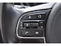 Kia Niro EV e-Niro DynamicLine 64 kWh | 100% SOH | 3-Fase | Stoelverwarming |