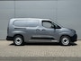Peugeot e-Partner 136 L2 50 kWh | 2 Zits | Camera | Stoelverwarming | Voorruitverwarming | Apple Carplay/Android Auto