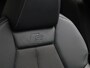 Audi Q4 e-tron 35 S edition 55 kWh Audi Q4 e-tron 35 S edition 52 kWh | Automaat | S-line exterieur | S-line interieur | Panoramadak | Schuifdak | LED Matrix | Navigatie | Sonos Premium Sound | Virtual cockpit | Climate control | Parkeersensoren | Camera | Privacy glass | Lichtmetalen velgen |