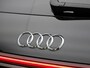 Audi Q4 e-tron 35 S edition 55 kWh Audi Q4 e-tron 35 S edition 52 kWh | Automaat | S-line exterieur | S-line interieur | Panoramadak | Schuifdak | LED Matrix | Navigatie | Sonos Premium Sound | Virtual cockpit | Climate control | Parkeersensoren | Camera | Privacy glass | Lichtmetalen velgen |