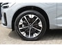 Volvo XC60 T6 Plug-in hybrid AWD Ultra Dark | Luchtvering | Trekhaak | Panoramadak | 360 graden camera | Head up display | Verwarmbare voorstoelen stuurwiel en achterbank | Adaptieve cruise control |