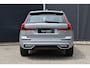 Volvo XC60 T6 Plug-in hybrid AWD Ultra Dark | Luchtvering | Trekhaak | Panoramadak | 360 graden camera | Head up display | Verwarmbare voorstoelen stuurwiel en achterbank | Adaptieve cruise control |