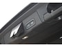 Volvo XC60 T6 Plug-in hybrid AWD Ultra Dark | Luchtvering | Trekhaak | Panoramadak | 360 graden camera | Head up display | Verwarmbare voorstoelen stuurwiel en achterbank | Adaptieve cruise control |
