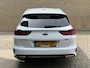 Kia Ceed Sportswagon 1.6 GDI PHEV DynamicPlusLine | Trekhaak afneembaar | Camera | Half lederen bekleding | Navigatie | Adaptieve cruise | Stoel&stuurverwarming | Apple CarPlay | Keyless | LED | DAB | Volledig dealeronderhouden