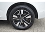 Volvo XC60 T6 Plug-in hybrid AWD Plus Dark | Panoramadak | Trekhaak | 360 graden camera | Verwarmbare voorstoelen en achterbank | Head up display | Stoel-/Stuurwiel verwarming | Premium audio by Harman Kardon | Allseason banden