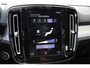 Volvo XC40 T2 Momentum Business | Apple carplay/Android auto | Adaptieve cruise control | Performance audio | Verwarmbare voorruit | Keyless