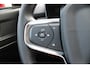 Volvo XC40 T2 Momentum Business | Apple carplay/Android auto | Adaptieve cruise control | Performance audio | Verwarmbare voorruit | Keyless