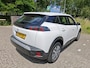 Peugeot 2008 1.2 PureTech Active | Navigatie | Apple carplay | Bluetooth | Parkeersensoren | NL auto | 98.000km |