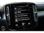 Volvo XC40 T2 Business Pro | Adaptieve cruise control | Keyless | Apple carplay & Android auto | 18 inch Lichtmetalen velgen | Binnen/buitenspiegel automatisch dimmend | Bots herkenning en activatie | Elektrisch bedienbare achterklep met sensorsturing | Keyless entry | navigatiesysteem full map + hard disk