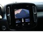 Volvo XC40 T2 Business Pro | Adaptieve cruise control | Keyless | Apple carplay & Android auto | 18 inch Lichtmetalen velgen | Binnen/buitenspiegel automatisch dimmend | Bots herkenning en activatie | Elektrisch bedienbare achterklep met sensorsturing | Keyless entry | navigatiesysteem full map + hard disk