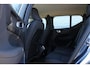 Volvo XC40 T2 Business Pro | Adaptieve cruise control | Keyless | Apple carplay & Android auto | 18 inch Lichtmetalen velgen | Binnen/buitenspiegel automatisch dimmend | Bots herkenning en activatie | Elektrisch bedienbare achterklep met sensorsturing | Keyless entry | navigatiesysteem full map + hard disk