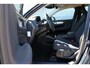 Volvo XC40 T2 Business Pro | Adaptieve cruise control | Keyless | Apple carplay & Android auto | 18 inch Lichtmetalen velgen | Binnen/buitenspiegel automatisch dimmend | Bots herkenning en activatie | Elektrisch bedienbare achterklep met sensorsturing | Keyless entry | navigatiesysteem full map + hard disk