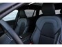 Volvo V60 T8 Plug-in hybrid AWD Plus Perform. Ed. Dark | Elektrisch glazen panorama-dag | Adaptive Cruise Control & Pilot Assist | Elektrisch verstelbare bestuurders- en passagiersstoel met geheugen | Verwarmbare voorstoelen | Verwarmbaar stuurwiel | Premium Audio by Bowers & Wilkins | Achterbank verwarmd | Google services | Apple Carplay & Android Auto | 360 graden camera | Parkeersensoren voor en achter | Keyless entry & start | Extra getint glas |