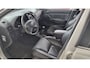 Toyota Avensis 2.0 VVTi Executive | Trekhaak | Leer | Climat | Lm velgen |