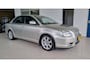 Toyota Avensis 2.0 VVTi Executive | Trekhaak | Leer | Climat | Lm velgen |