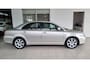 Toyota Avensis 2.0 VVTi Executive | Trekhaak | Leer | Climat | Lm velgen |