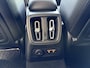 Volvo XC40 1.5 T5 Ultra Dark | Camera | Elektrische Achterklep | Stuurverwarming | Voor en Achter Stoelverwarming | All Season banden | Draadloos oplader | Elektrische Voorstoelen Met Geheugen | Bliss |
