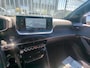 Peugeot 208 1.2 PureTech GT Pack | Navigatie | Camera | Panoramadak | Stoelverwarming | Black Pack | Alcantara | NL auto |
