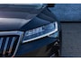 Skoda Superb Combi 1.4 TSI iV Laurent & Klement | Plug-in Hybrid (PHEV) | Lederen Bekleding | Matirx-LED Koplampen | Panoramadak | Stoelventilatie | Columbus Navigatie | Stoelverwarming voor en achter | Keyless Entry | Elektrische Achterklep | Cruise Control Adaptief