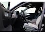 Volvo XC40 2.0 B4 Plus Dark | Extra getint glas | Achteruitrijcamera | Apple Carplay & Android Auto | Bluetooth telefoonvoorbereiding | Bots herkenning en activatie | Cruise control adaptief met Stop&Go en stuurhulp | Draadloze telefoonlader | Elektrisch verstelb. bestuurdersstoel met geheugen | Hill hold functie | Rijstrooksensor met correctie