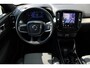 Volvo XC40 2.0 B4 Plus Dark | Extra getint glas | Achteruitrijcamera | Apple Carplay & Android Auto | Bluetooth telefoonvoorbereiding | Bots herkenning en activatie | Cruise control adaptief met Stop&Go en stuurhulp | Draadloze telefoonlader | Elektrisch verstelb. bestuurdersstoel met geheugen | Hill hold functie | Rijstrooksensor met correctie
