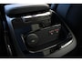 Volvo V90 T8 Plug-in hybrid AWD Ultra Dark | Trekhaak | Panoramadak | Head up display | 360 graden camera | Premium audio by Harman Kardon | Adaptieve cruise control | Verwarmbare voorstoelen stuurwiel en achterbank |