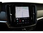 Volvo V90 T8 Plug-in hybrid AWD Ultra Dark | Trekhaak | Panoramadak | Head up display | 360 graden camera | Premium audio by Harman Kardon | Adaptieve cruise control | Verwarmbare voorstoelen stuurwiel en achterbank |