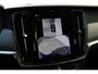 Volvo V90 T8 Plug-in hybrid AWD Ultra Dark | Trekhaak | Panoramadak | Head up display | 360 graden camera | Premium audio by Harman Kardon | Adaptieve cruise control | Verwarmbare voorstoelen stuurwiel en achterbank |