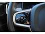 Volvo V90 T8 Plug-in hybrid AWD Ultra Dark | Trekhaak | Panoramadak | Head up display | 360 graden camera | Premium audio by Harman Kardon | Adaptieve cruise control | Verwarmbare voorstoelen stuurwiel en achterbank |