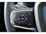 Volvo XC40 B4 Plus Dark | Trekhaak elektrisch uitklapbaar | Verwarmbare voorstoelen en stuurwiel | Premium audio by Harman Kardon | Adaptieve cruise control | Apple Carplay & Android Auto | Bots herkenning en activatie | Elektrisch verstelbare bestuurdersstoel met geheugen | Navigatiesysteem full map |