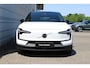 Volvo EX30 P3 Plus Europa 51 kWh | Elektrisch verstelbare voorstoelen | Stuurwiel & voorstoelen verwarmbaar | Adaptive Cruise Control & Pilot Assist | Rijstrookdetectie met correctie | Keyless entry & start | Warmtepomp | Google Services | Apple Carplay & Android Auto | Smartphone Entry | Vehicle-to-load | Parkeersensoren voor en achter | Achteruitrijcamera |