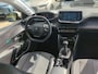 Peugeot 208 1.2 PureTech 100pk Allure Pack | Navigatie | Camera | Apple carplay | Bluetooth | NL auto | 1e Eigenaar | Parkeersensoren |