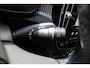 Volvo EC40 Single Motor Extended Range Plus Black Ed. 82 kWh | Elektrisch verstelbare voorstoelen | Bestuurdersstoel met geheugen | Voorstoelen & stuurwiel verwarmbaar | Rondomzichtcamera | Dodehoekdetectie met correctie | Pilot Assist & Adaptive Cruise Control | Google Services | Apple Carplay & Android Auto | Extra getint glas | Elektrisch bedienbare achterklep | Warmtepomp |