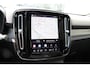 Volvo EC40 Single Motor Extended Range Plus Black Ed. 82 kWh | Elektrisch verstelbare voorstoelen | Bestuurdersstoel met geheugen | Voorstoelen & stuurwiel verwarmbaar | Rondomzichtcamera | Dodehoekdetectie met correctie | Pilot Assist & Adaptive Cruise Control | Google Services | Apple Carplay & Android Auto | Extra getint glas | Elektrisch bedienbare achterklep | Warmtepomp |