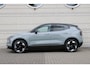 Volvo EX30 P5 Long Range Plus 69 kWh | Elektrisch verstelbare voorstoelen | Bestuurdersstoel met geheugen | Voorstoelen & stuurwiel verwarmbaar | Achteruitrijcamera | Dodehoekdetectie met correctie | Pilot Assist & Adaptive Cruise Control | Google Services | Apple Carplay & Android Auto | Extra getint glas | Elektrisch bedienbare achterklep | Warmtepomp | Vehicle-to-load |