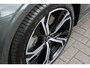 Volvo V60 T6 AWD Plug-in Hybrid Ultra Dark | Elektrisch glazen panorama-dak | Elektrisch verstelbare bestuurders- en bijrijdersstoel met geheugen | Dodehoek detectie met correctie | Pilot assist & adaptieve cruise control | Rondomzicht camera | Head-up display | Extra getint glas | Nappa lederen/ Open grid textiel bekleding | Google services | Apple Carplay & Android Auto | Voorstoelen & stuurwiel verwarmd | Keyless Entry & Drive | Premium Audio by Harman Kardon |