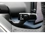 Volvo EX30 Single Motor Extended Range Plus Europa 69 kWh | Elektrisch verstelbare voorstoelen | Bestuurdersstoel met geheugen | Voorstoelen & stuurwiel verwarmbaar | Achteruitrijcamera | Dodehoekdetectie met correctie | Pilot Assist & Adaptive Cruise Control | Google Services | Apple Carplay & Android Auto | Extra getint glas | Elektrisch bedienbare achterklep | Warmtepomp | Vehicle-to-load |