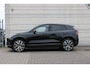 Volvo EX30 Single Motor Extended Range Plus Europa 69 kWh | Elektrisch verstelbare voorstoelen | Bestuurdersstoel met geheugen | Voorstoelen & stuurwiel verwarmbaar | Achteruitrijcamera | Dodehoekdetectie met correctie | Pilot Assist & Adaptive Cruise Control | Google Services | Apple Carplay & Android Auto | Extra getint glas | Elektrisch bedienbare achterklep | Warmtepomp | Vehicle-to-load |