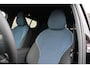 Volvo EX30 Single Motor Extended Range Plus Europa 69 kWh | Elektrisch verstelbare voorstoelen | Bestuurdersstoel met geheugen | Voorstoelen & stuurwiel verwarmbaar | Achteruitrijcamera | Dodehoekdetectie met correctie | Pilot Assist & Adaptive Cruise Control | Google Services | Apple Carplay & Android Auto | Extra getint glas | Elektrisch bedienbare achterklep | Warmtepomp | Vehicle-to-load |