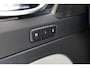 Volvo XC40 2.0 B4 Plus Dark | Achteropkomend verkeer waarschuwing | Apple Carplay & Android Auto | Electronic climate controle | Dodehoekdetectie met correctie | Elektronisch Stabiliteits Programma | Kruisend verkeer detectie | Navigatiesysteem full map | Rijstrooksensor met correctie | Voorstoelen verwarmd