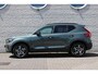 Volvo XC40 2.0 B4 Plus Dark | Achteropkomend verkeer waarschuwing | Apple Carplay & Android Auto | Electronic climate controle | Dodehoekdetectie met correctie | Elektronisch Stabiliteits Programma | Kruisend verkeer detectie | Navigatiesysteem full map | Rijstrooksensor met correctie | Voorstoelen verwarmd